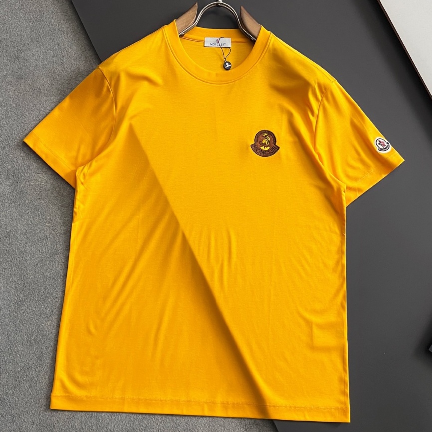 [홍콩명품.MONCLER] 몽클레어 2026 남성용 반팔티 MQ1714 PD 홍콩명품의류,구매대행,온라인명품