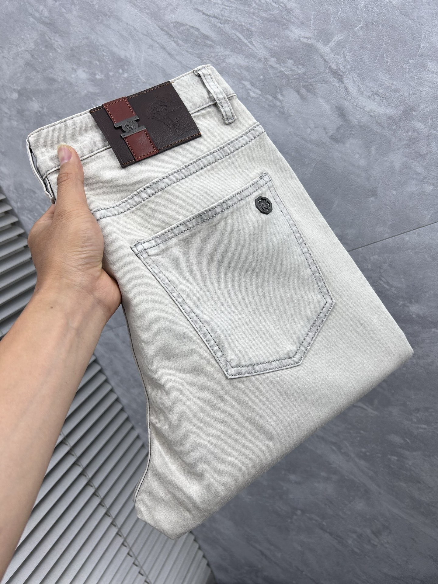 [홍콩명품 VERSACE] 베르사체 2026 남성용 청바지 VC274 PD 홍콩명품의류,구매대행,온라인명품