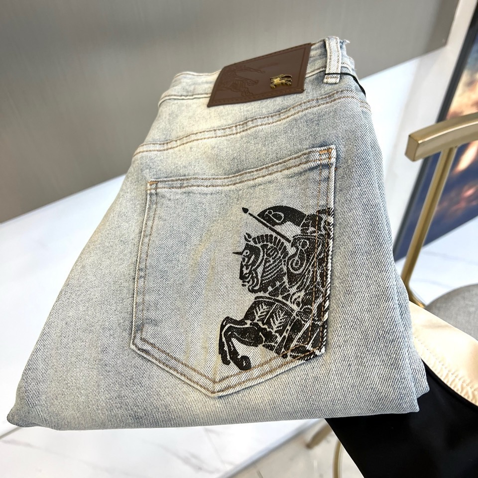 [홍콩명품.BURBERRY] 버버리 2026 남성용 청바지 BU1652 PD 홍콩명품의류,구매대행,온라인명품