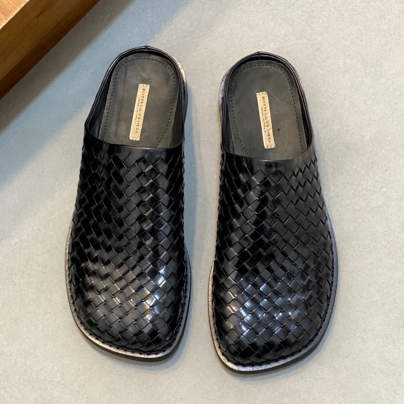 [홍콩명품.BOTTEGA VENETA] 보테가베네타 2026 남성용 슬리퍼 BV062 SH-E 홍콩명품의류,구매대행,온라인명품