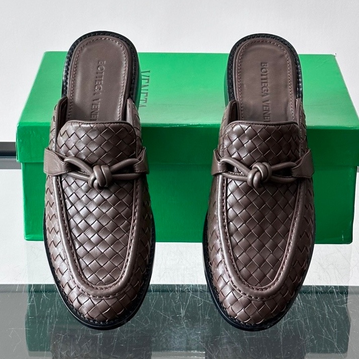 [홍콩명품.BOTTEGA VENETA] 보테가베네타 2026 남성용 뮬 슬리퍼 BV065 SH-E 홍콩명품의류,구매대행,온라인명품