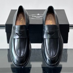 [홍콩명품.PRADA] 프라다 2026 남성용 로퍼 PD685 SH-E 홍콩명품의류,구매대행,온라인명품