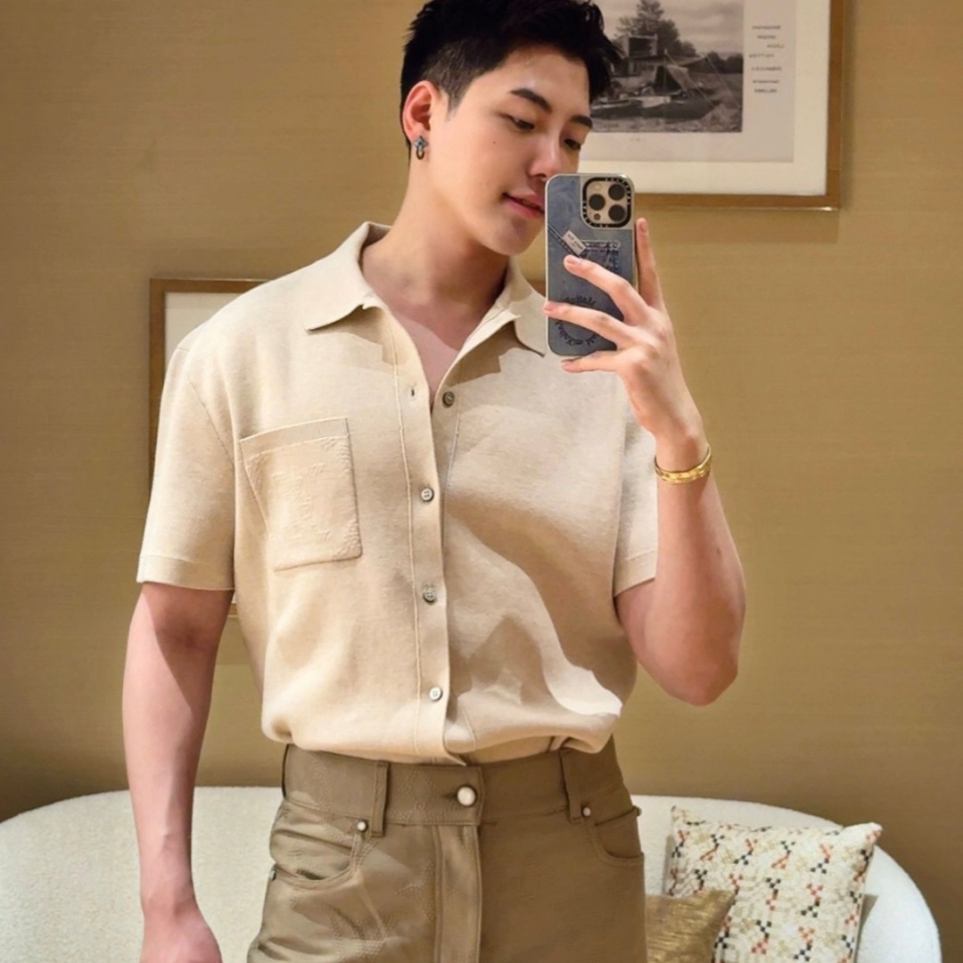 [홍콩명품.LOUIS VUITTON] 루이비통 2026 남성용 니트반팔 LV2949 PD  홍콩명품의류,구매대행,온라인명품