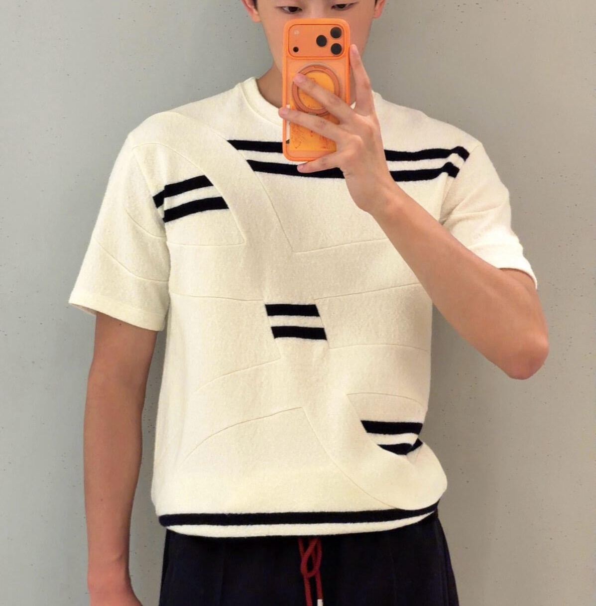 [홍콩명품.LOEWE] 로에베 2026 남성 니트반팔 LE573 PD 홍콩명품의류,구매대행,온라인명품