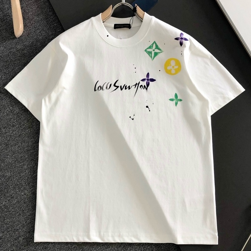 [홍콩명품.LOUIS VUITTON] 루이비통 2026 남성용 반팔 LV3057 PD 홍콩명품의류,구매대행,온라인명품