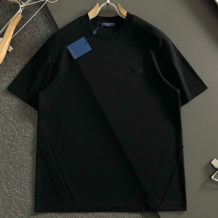 [홍콩명품.LOUIS VUITTON] 루이비통 2026 남성용 반팔 LV3067 PD 홍콩명품의류,구매대행,온라인명품