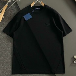 [홍콩명품.LOUIS VUITTON] 루이비통 2026 남성용 반팔 LV3067 PD 홍콩명품의류,구매대행,온라인명품