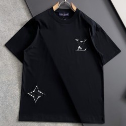 [홍콩명품.LOUIS VUITTON] 루이비통 2026 남성용 반팔 LV3070 PD 홍콩명품의류,구매대행,온라인명품