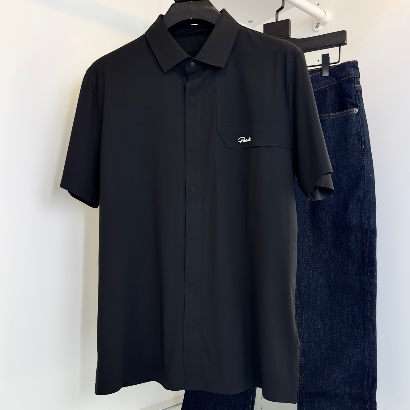 [홍콩명품.PRADA] 프라다 2026 남성용 반팔셔츠 PD1953 PD 홍콩명품의류,구매대행,온라인명품