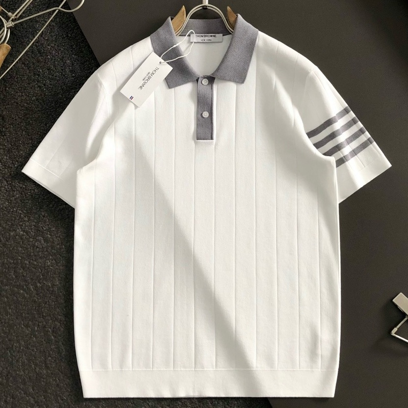 [홍콩명품.THOM BROWNE ] 톰 브라운 2026 남성용 니트반팔 TB1453 PD 홍콩명품의류,구매대행,온라인명품