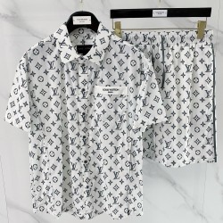 [홍콩명품.LOUIS VUITTON] 루이비통 2026 남성용 반팔셔츠세트 LV3107 PD 홍콩명품의류,구매대행,온라인명품
