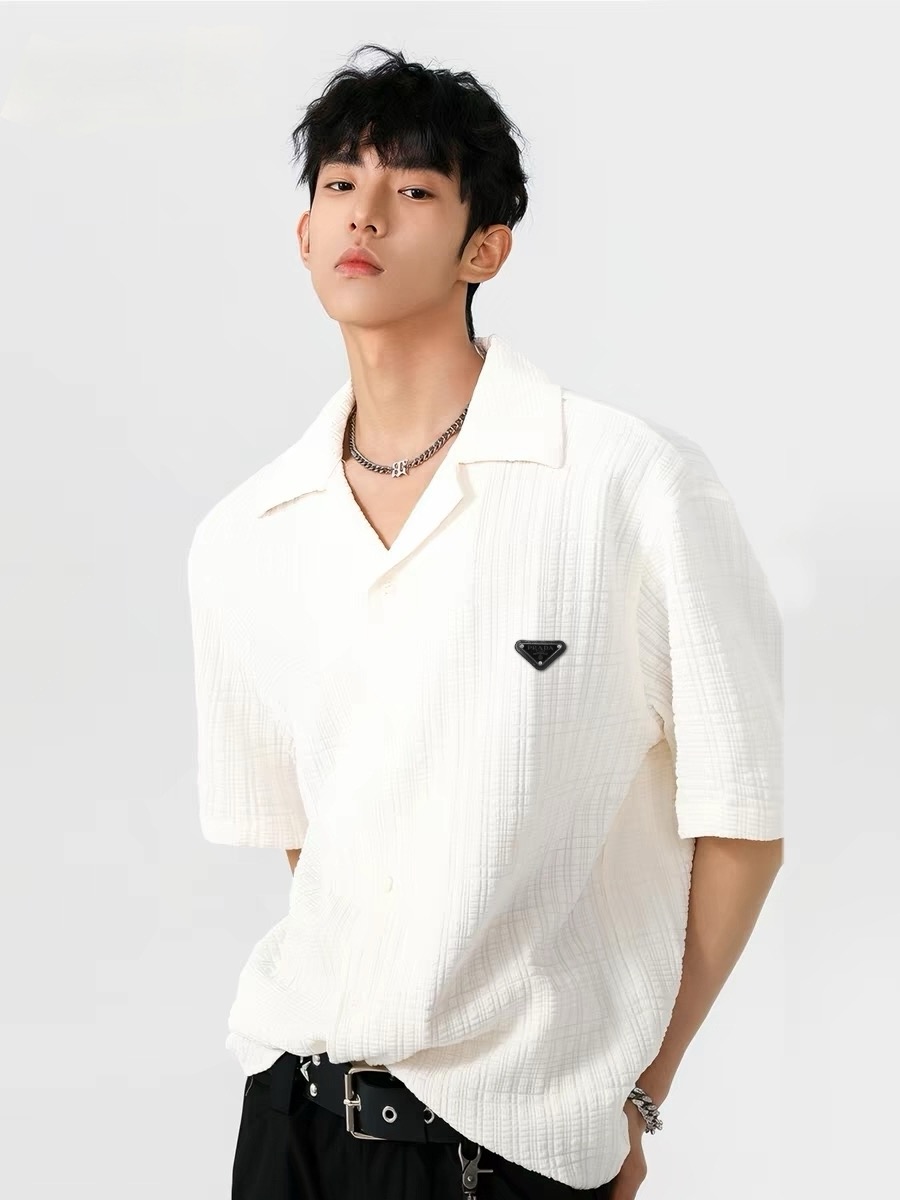 [홍콩명품.PRADA] 프라다 2026 남성용 반팔셔츠 PD1995 PD 2컬러 홍콩명품의류,구매대행,온라인명품