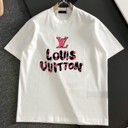 [홍콩명품.LOUIS VUITTON] 루이비통 2026 남성용 반팔 LV3199 PD 홍콩명품의류,구매대행,온라인명품