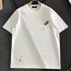 [홍콩명품.LOUIS VUITTON] 루이비통 2026 남성용 반팔 LV3205 PD 홍콩명품의류,구매대행,온라인명품