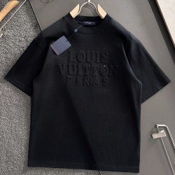 [홍콩명품.LOUIS VUITTON] 루이비통 2026 남성용 반팔 LV3224 PD 홍콩명품의류,구매대행,온라인명품