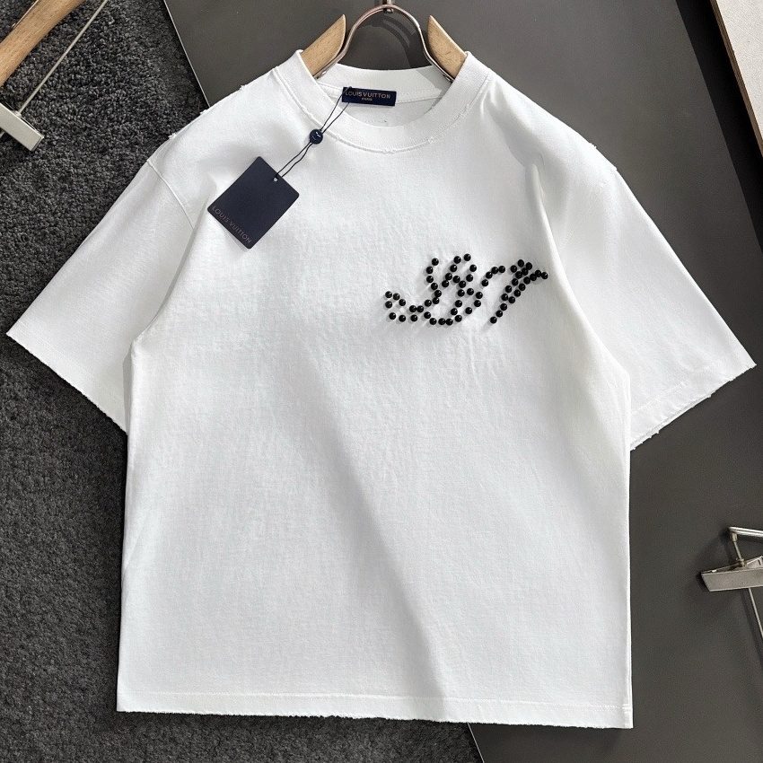 [홍콩명품.LOUIS VUITTON] 루이비통 2026 남성용 반팔 LV3231 PD 홍콩명품의류,구매대행,온라인명품