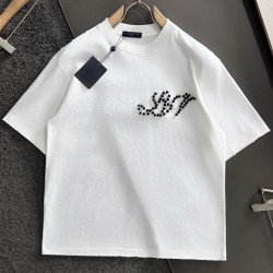 [홍콩명품.LOUIS VUITTON] 루이비통 2026 남성용 반팔 LV3231 PD 홍콩명품의류,구매대행,온라인명품