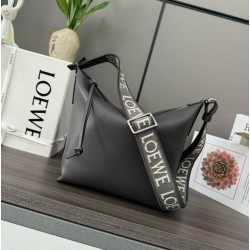 로에베 숄더백 가죽 아나그램 자카드 로고 크로스백