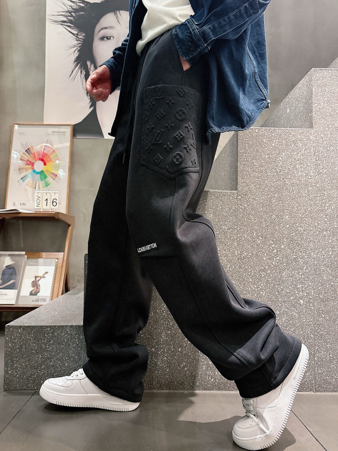 [홍콩명품.LOUIS VUITTON] 루이비통 2026 남성용 추리닝바지 LV3561 PD 홍콩명품의류,구매대행,온라인명품
