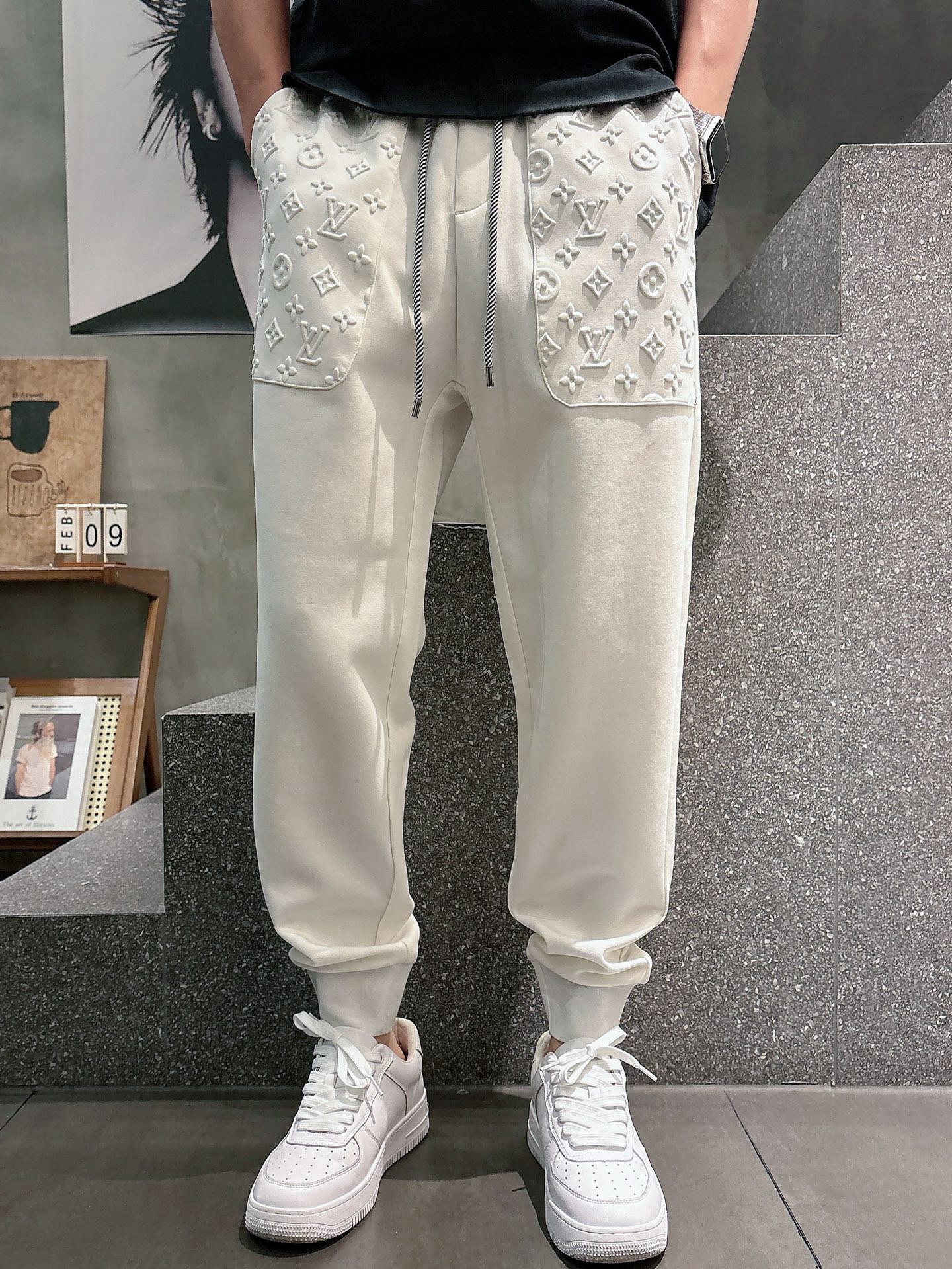 [홍콩명품.LOUIS VUITTON] 루이비통 2026 남성용 추리닝바지 LV3587 PD 홍콩명품의류,구매대행,온라인명품