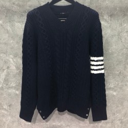 [홍콩명품.THOM BROWNE ] 톰 브라운 2026 남성용 니트풀오버 TB1530 PD 홍콩명품의류,구매대행,온라인명품