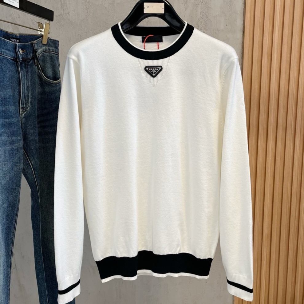 [홍콩명품.PRADA] 프라다 2026 남성용 니트 풀오버 PD2257 PD 홍콩명품의류,구매대행,온라인명품