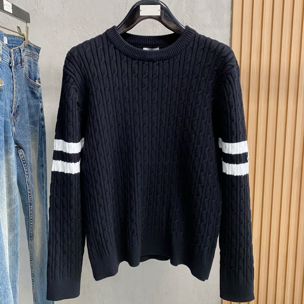 [홍콩명품.MONCLER] 몽클레어 2026 남성용 니트 풀오버 MQ1946 PD 홍콩명품의류,구매대행,온라인명품