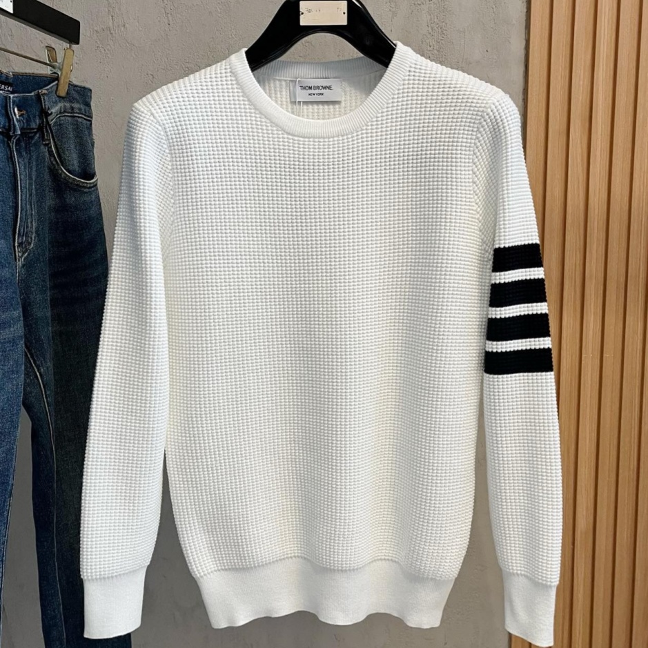 [홍콩명품.THOM BROWNE ] 톰 브라운 2026 남성용 니트풀오버 TB1560 PD 홍콩명품의류,구매대행,온라인명품