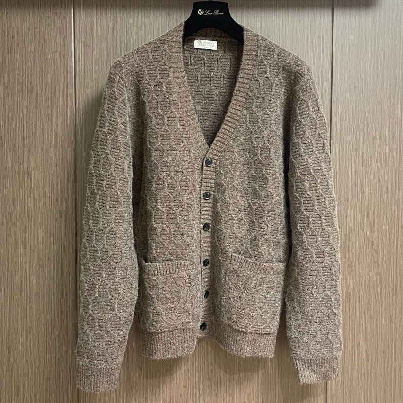 [홍콩명품.BRUNELLO CUCINELLI]브루넬로 쿠치넬리 2026 남성용 울 가디건 BL1859 HD 홍콩명품의류,구매대행,온라인명품
